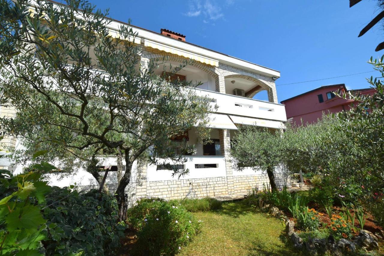 Apartment Mila Malinska Exterior photo