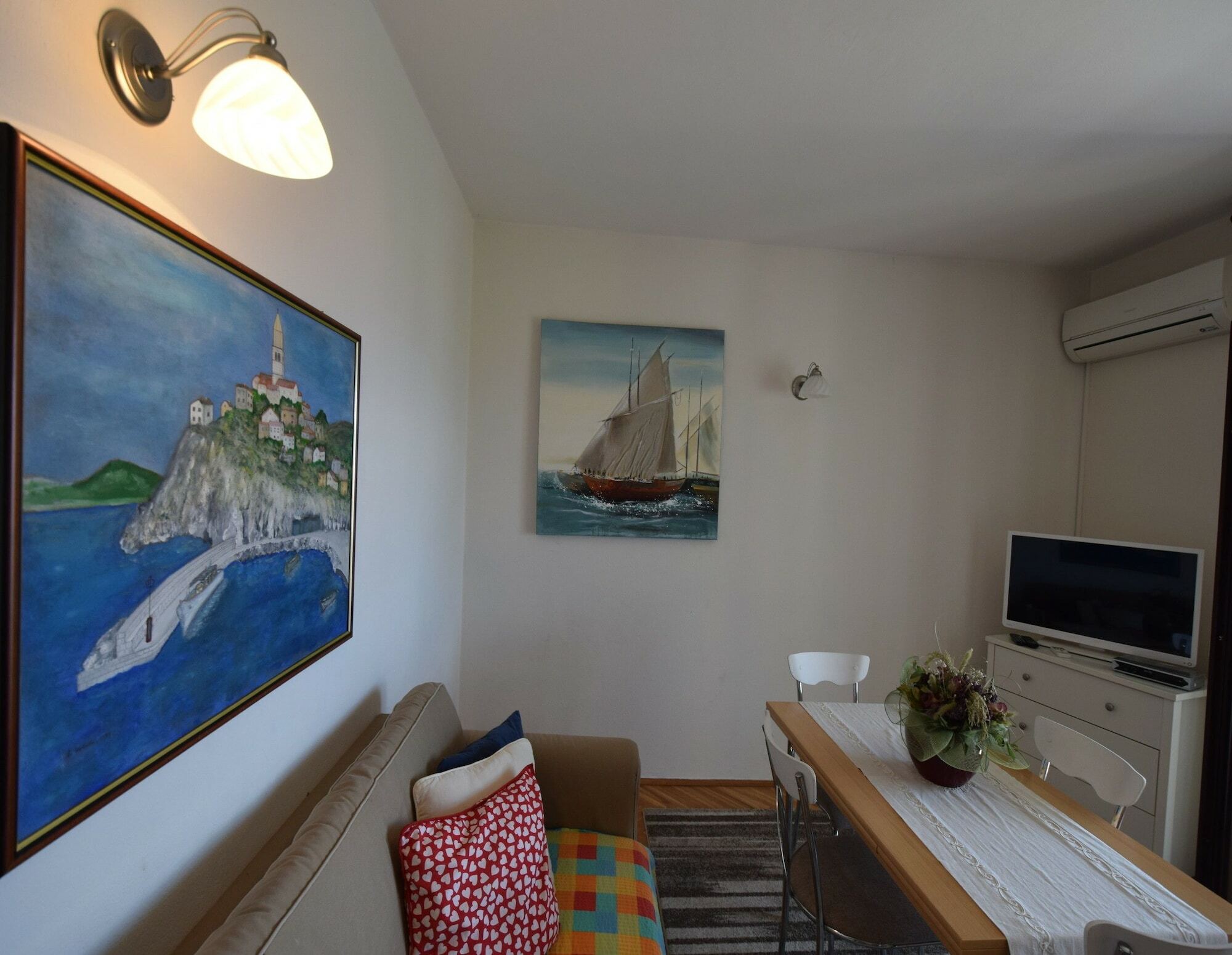 Apartment Mila Malinska Exterior photo
